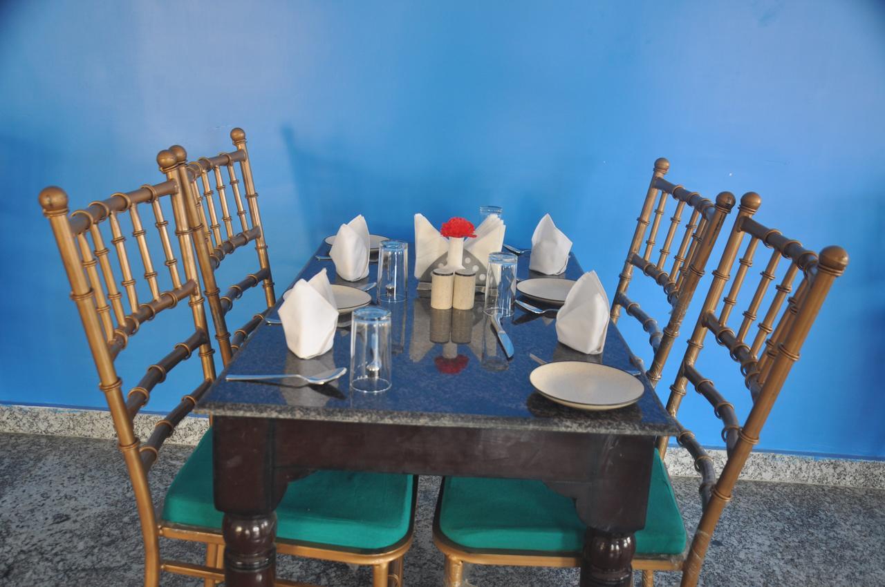 Hotel Eagle Nest バラトプル エクステリア 写真